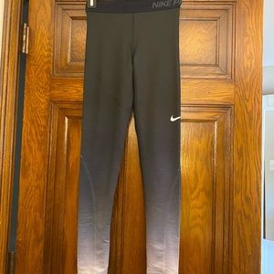 Nike pro leggings